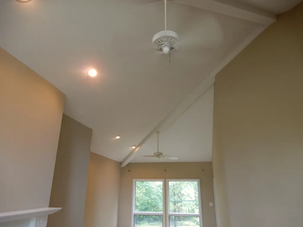 643 Whitney Drive Paducah KY 42001