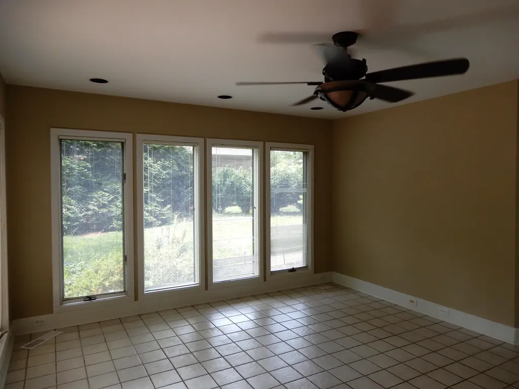 643 Whitney Drive Paducah KY 42001