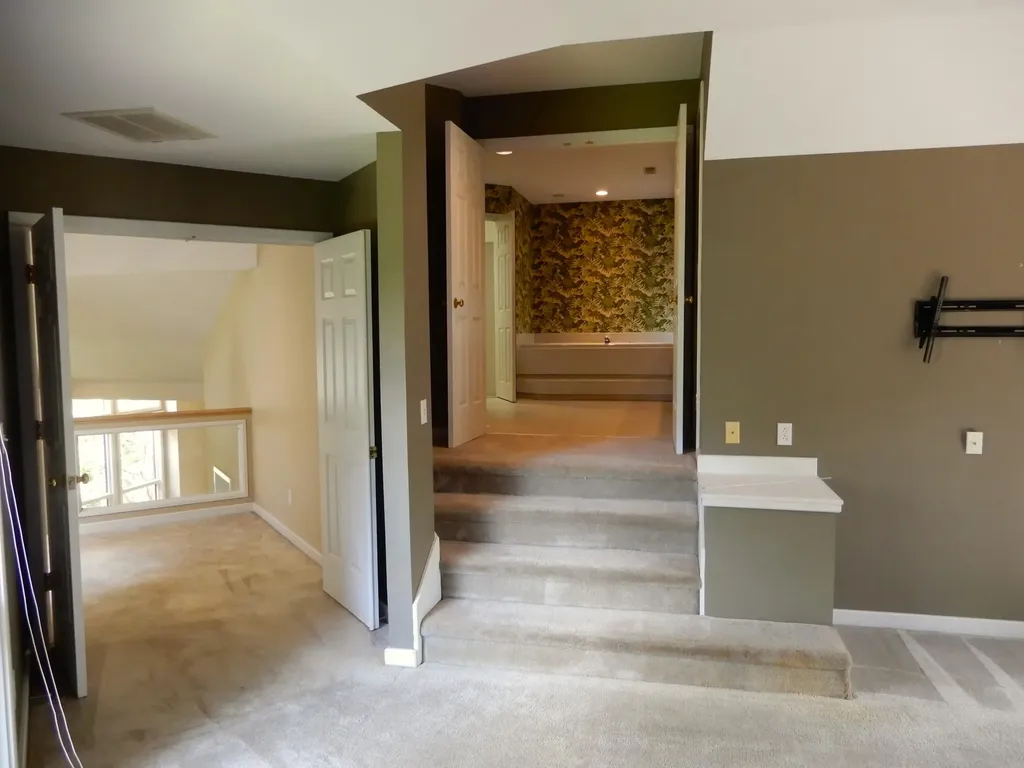643 Whitney Drive Paducah KY 42001