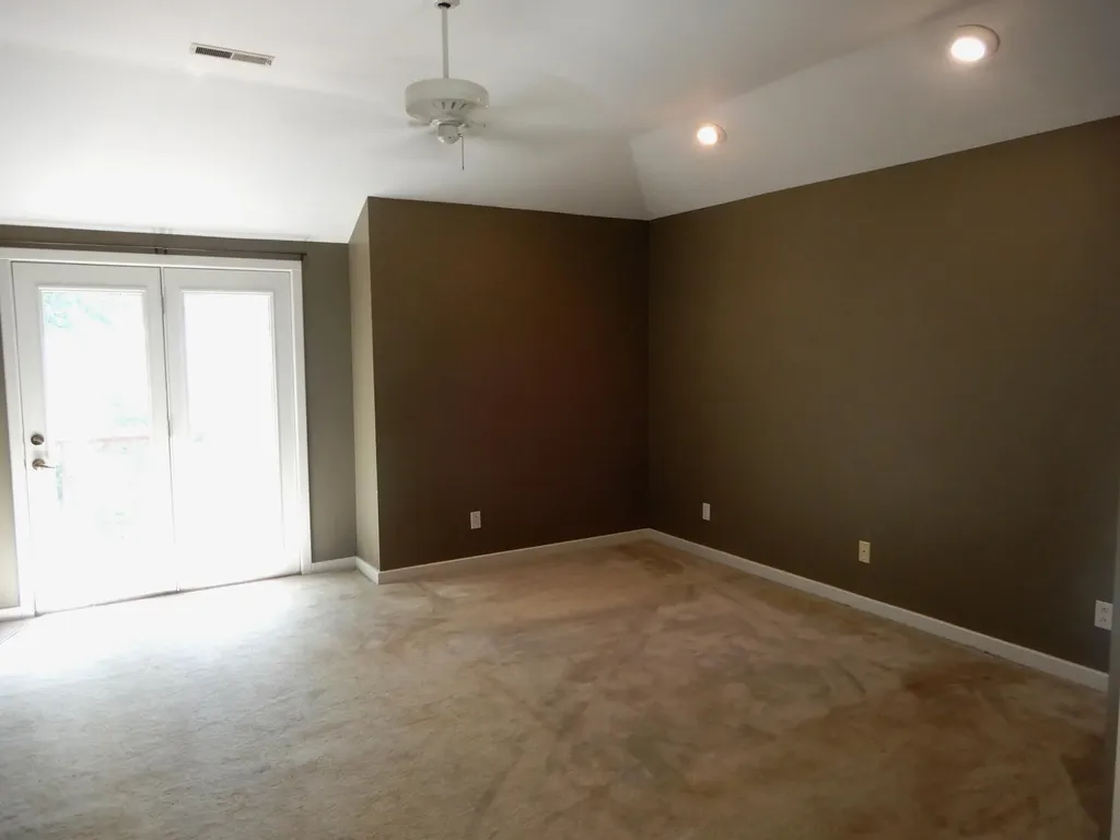 643 Whitney Drive Paducah KY 42001