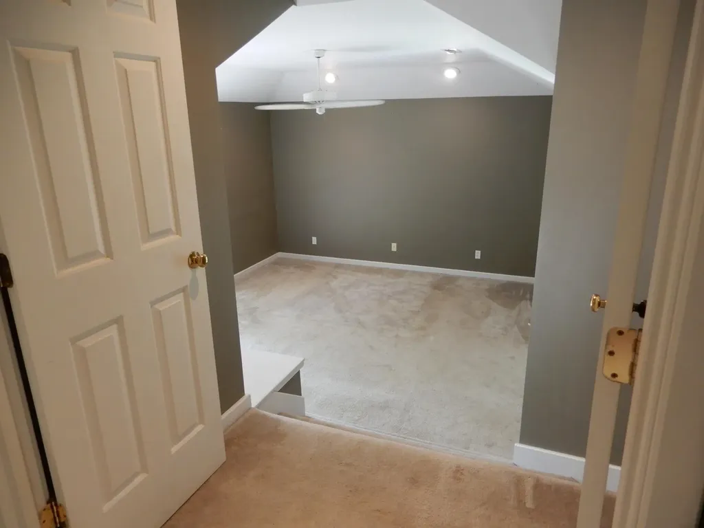 643 Whitney Drive Paducah KY 42001