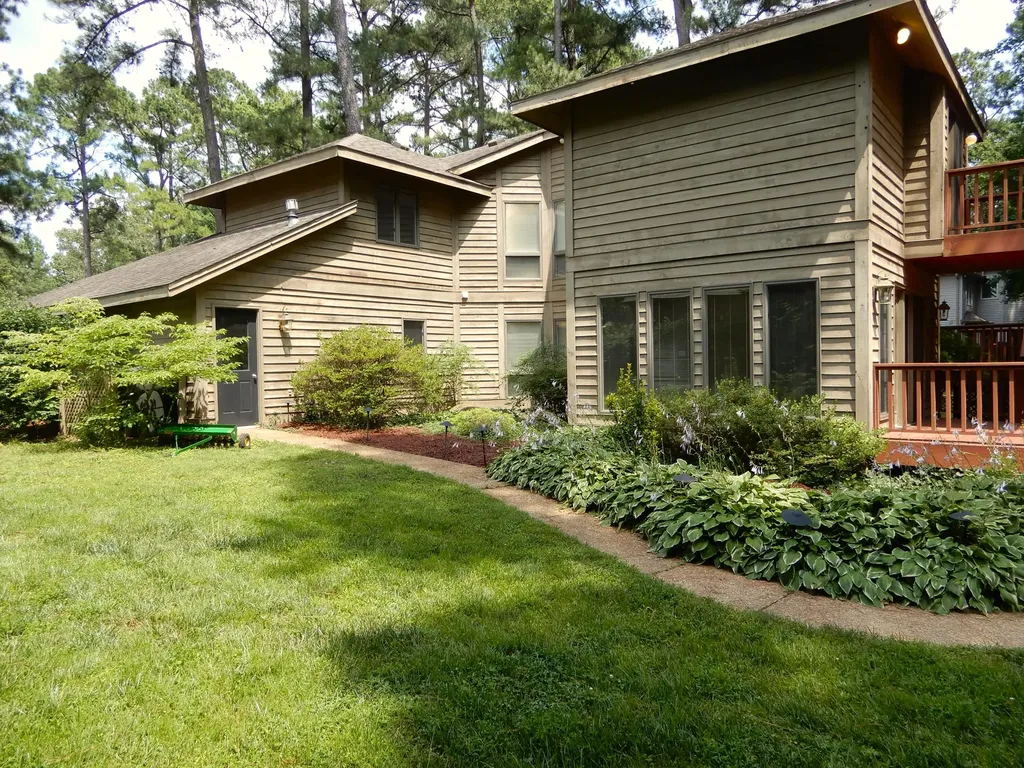 643 Whitney Drive Paducah KY 42001