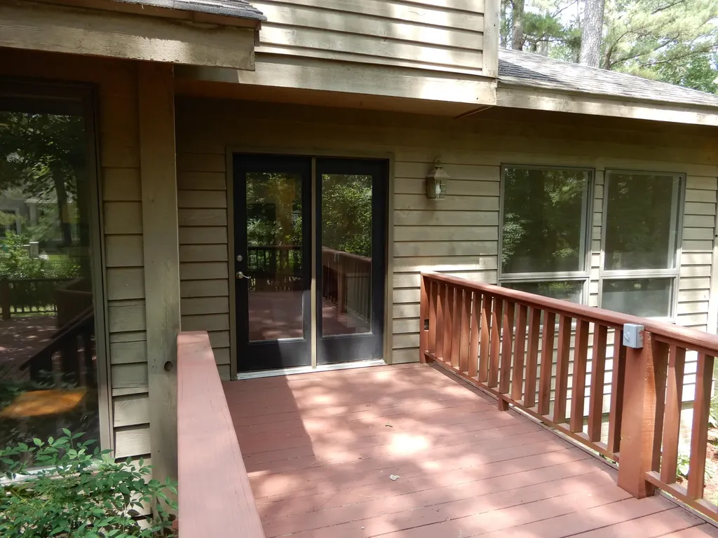 643 Whitney Drive Paducah KY 42001