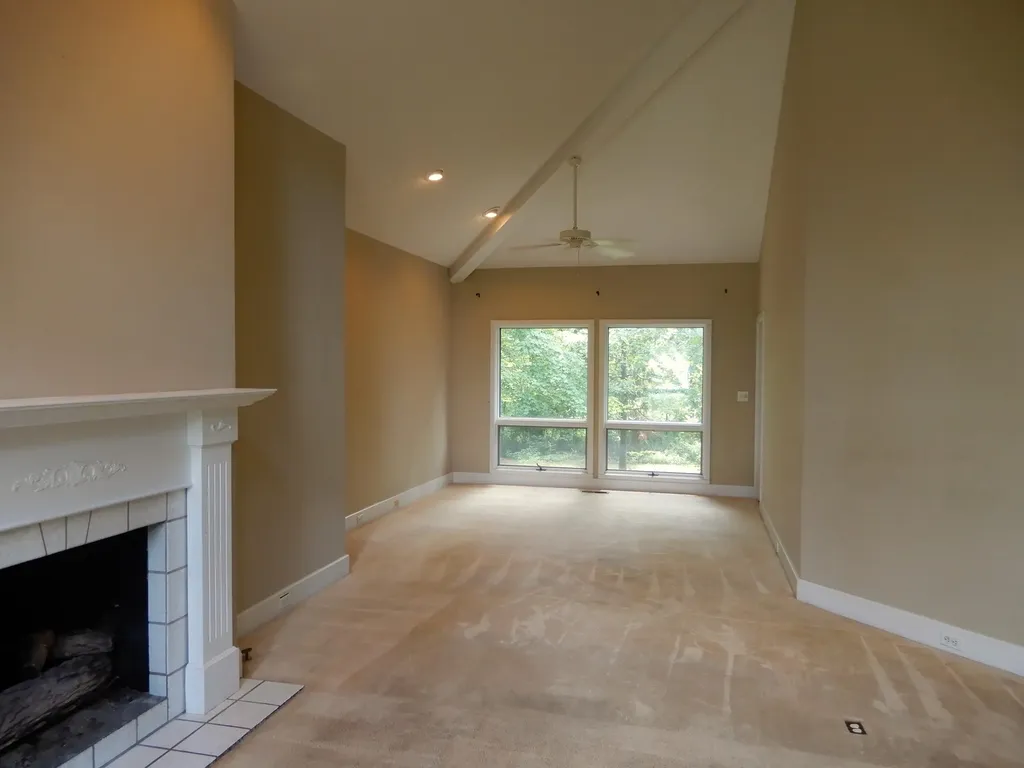 643 Whitney Drive Paducah KY 42001