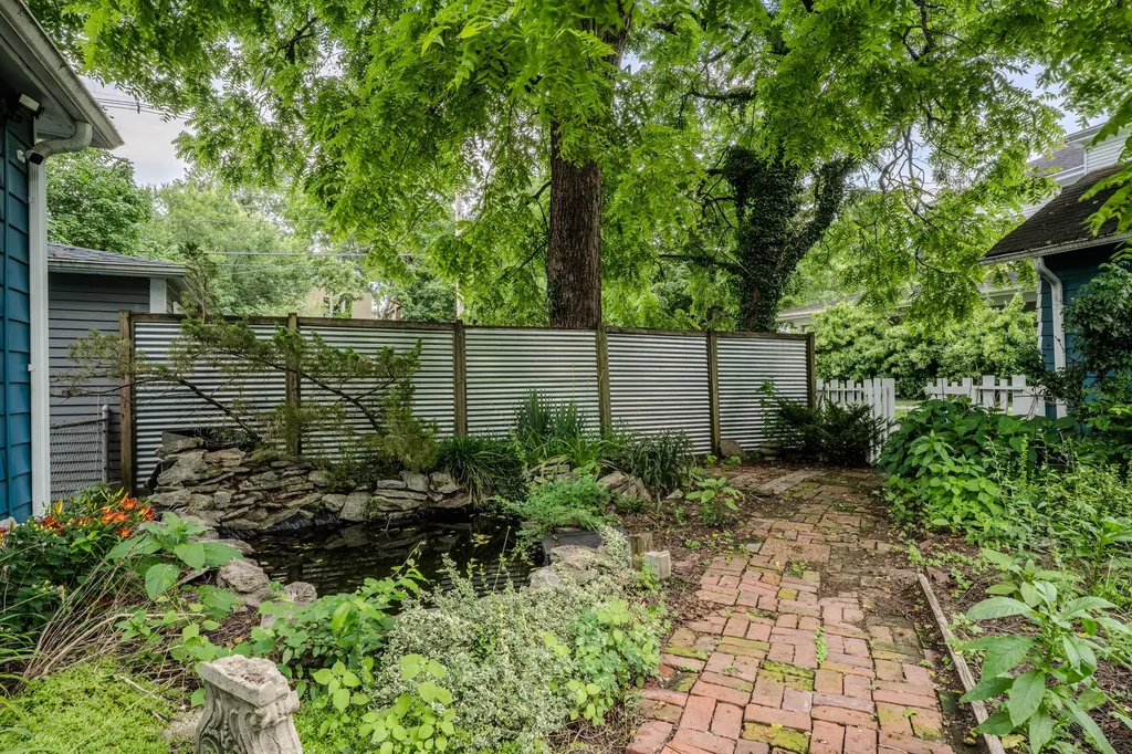 123 E Campbell Street Frankfort KY 40601