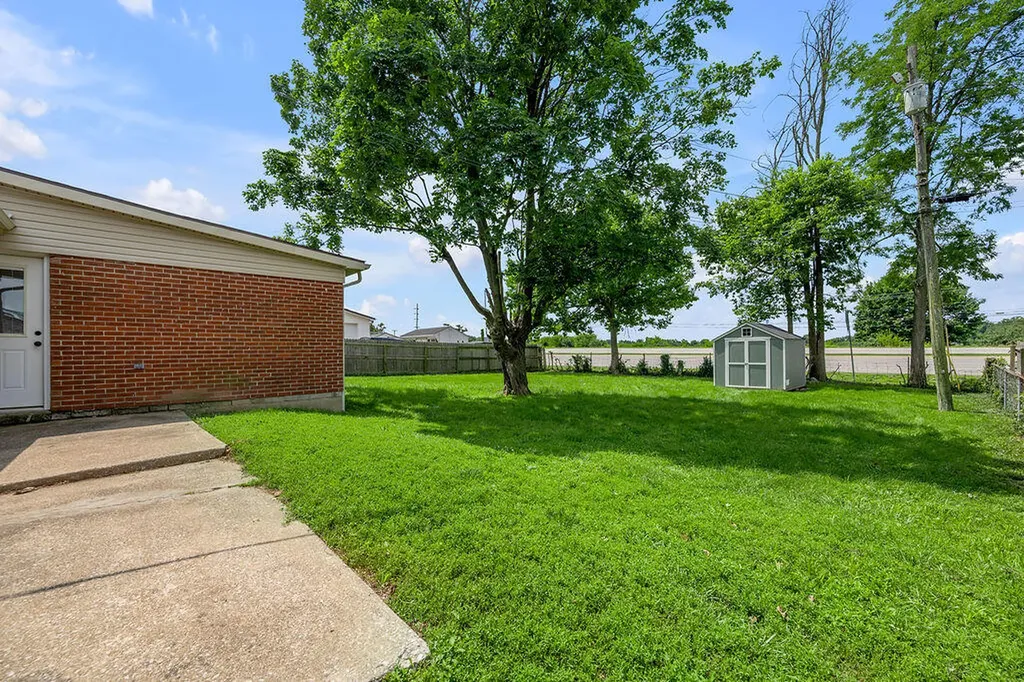 845 Mildred Street Versailles KY 40383