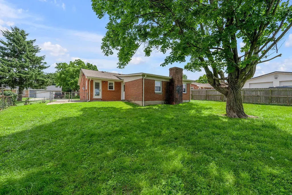 845 Mildred Street Versailles KY 40383
