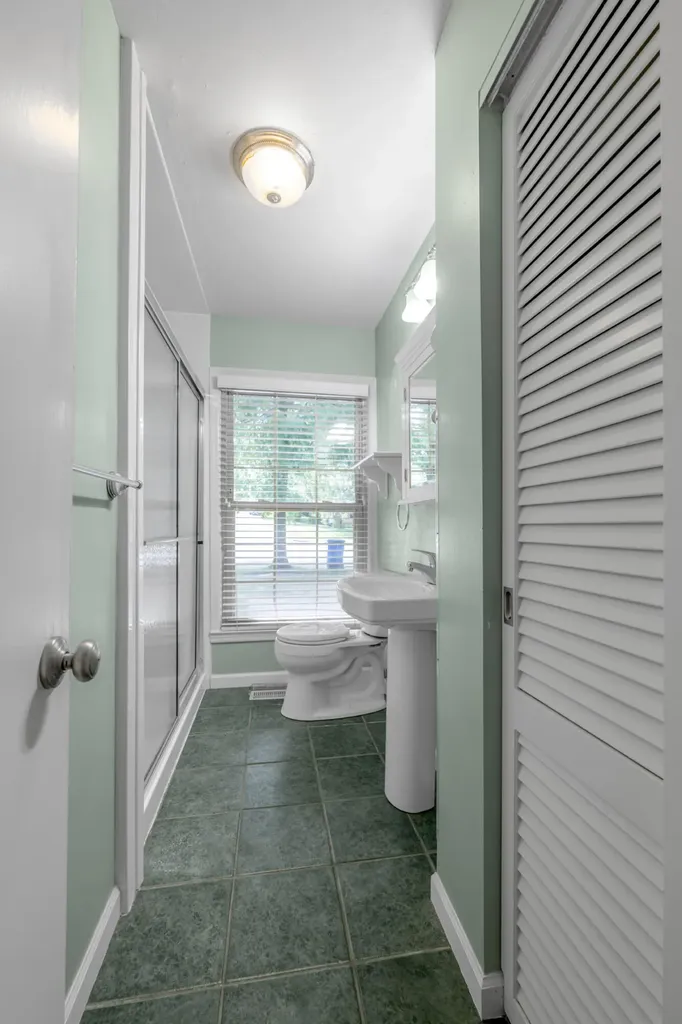 3418 Greentree Road Lexington KY 40517