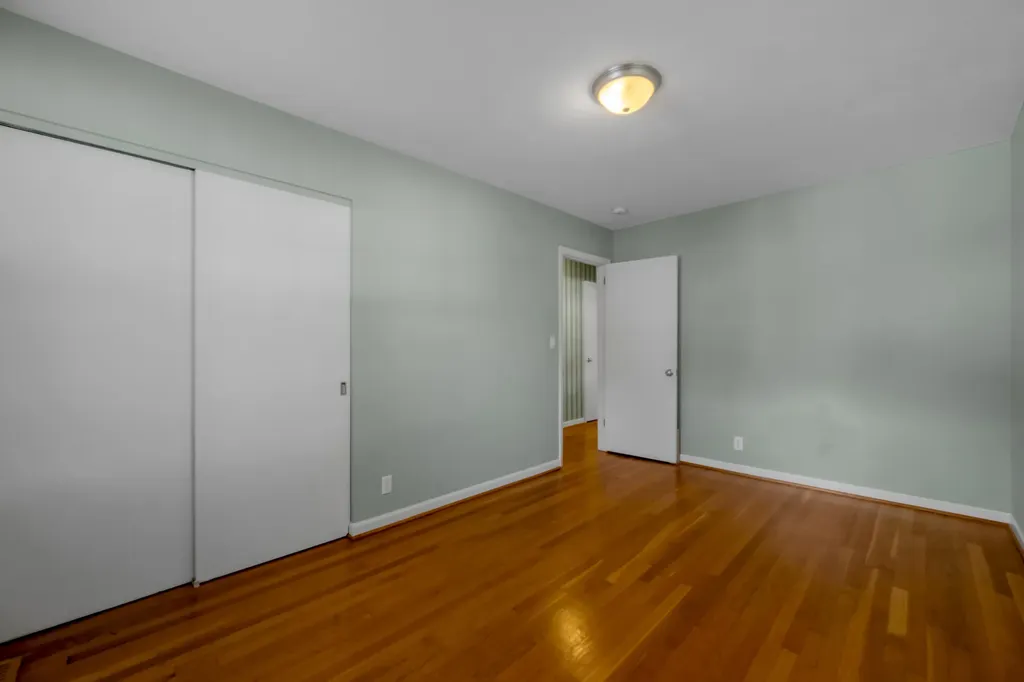 3418 Greentree Road Lexington KY 40517
