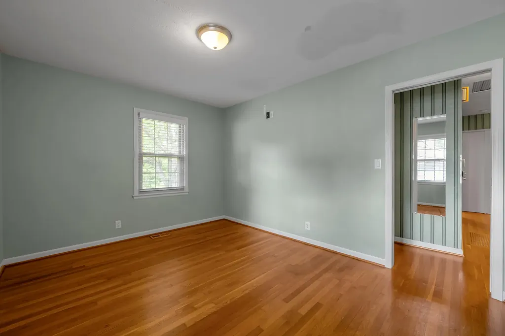 3418 Greentree Road Lexington KY 40517