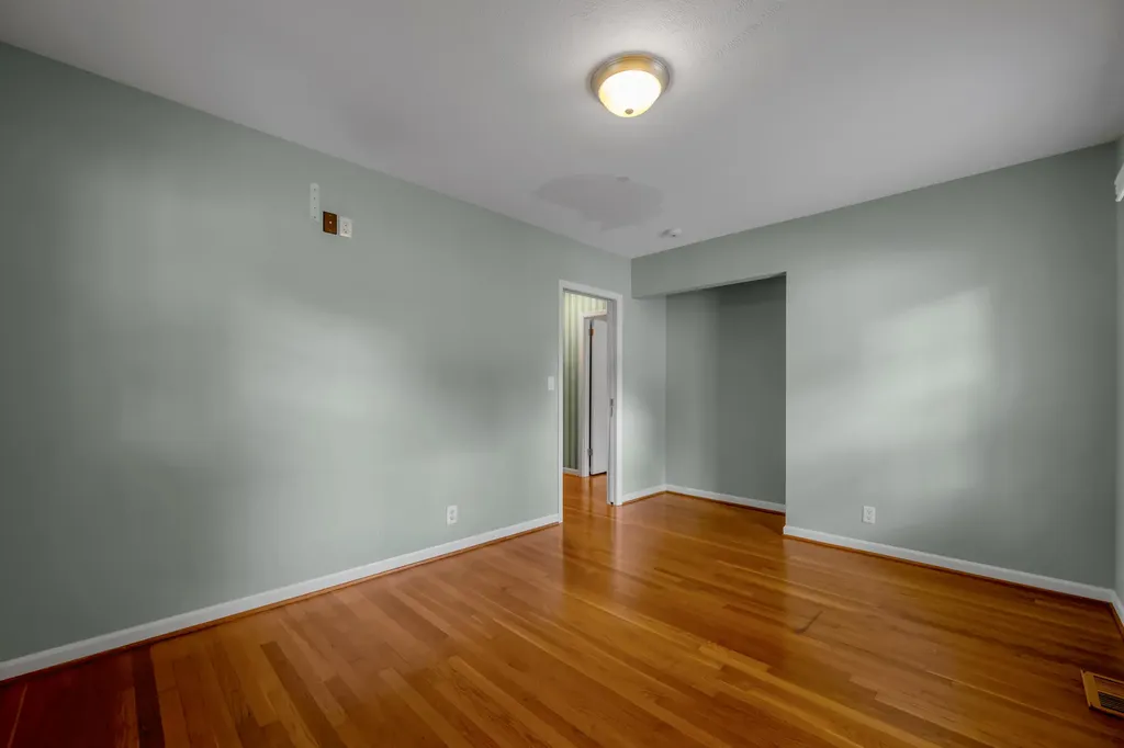 3418 Greentree Road Lexington KY 40517