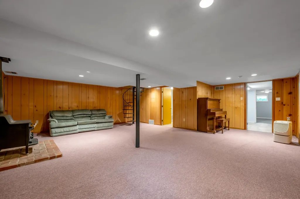 3418 Greentree Road Lexington KY 40517