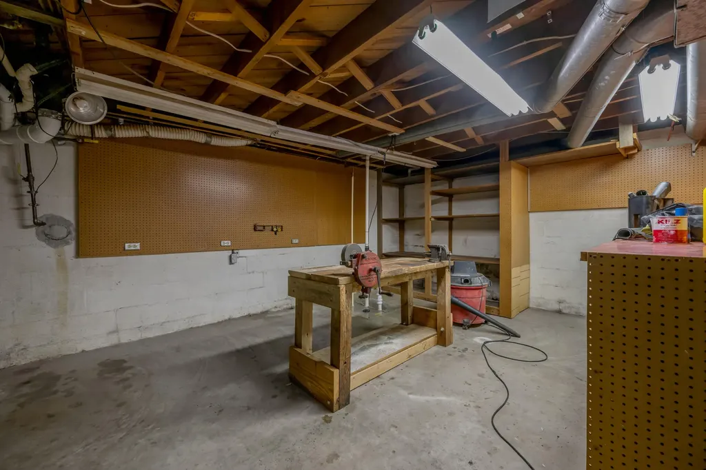 3418 Greentree Road Lexington KY 40517