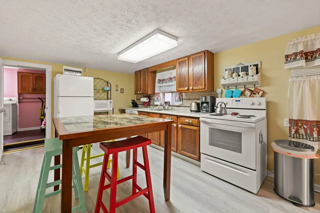 27 Waterworks Drive Somerset KY 42503