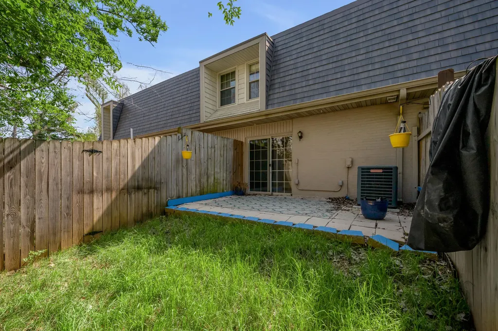 139 Regency Point Path Lexington KY 40503
