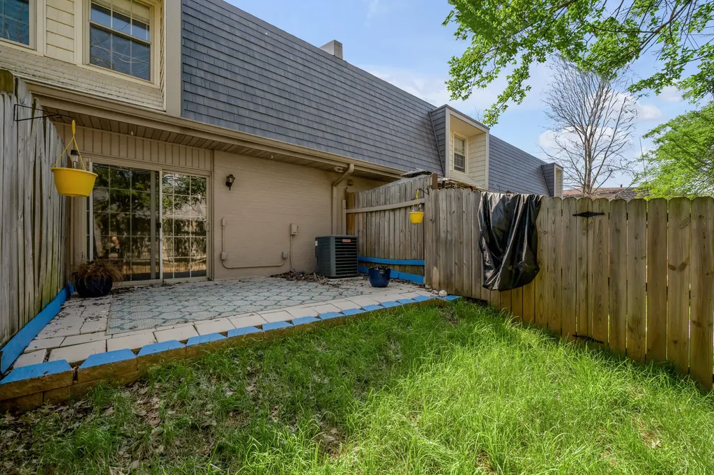 139 Regency Point Path Lexington KY 40503