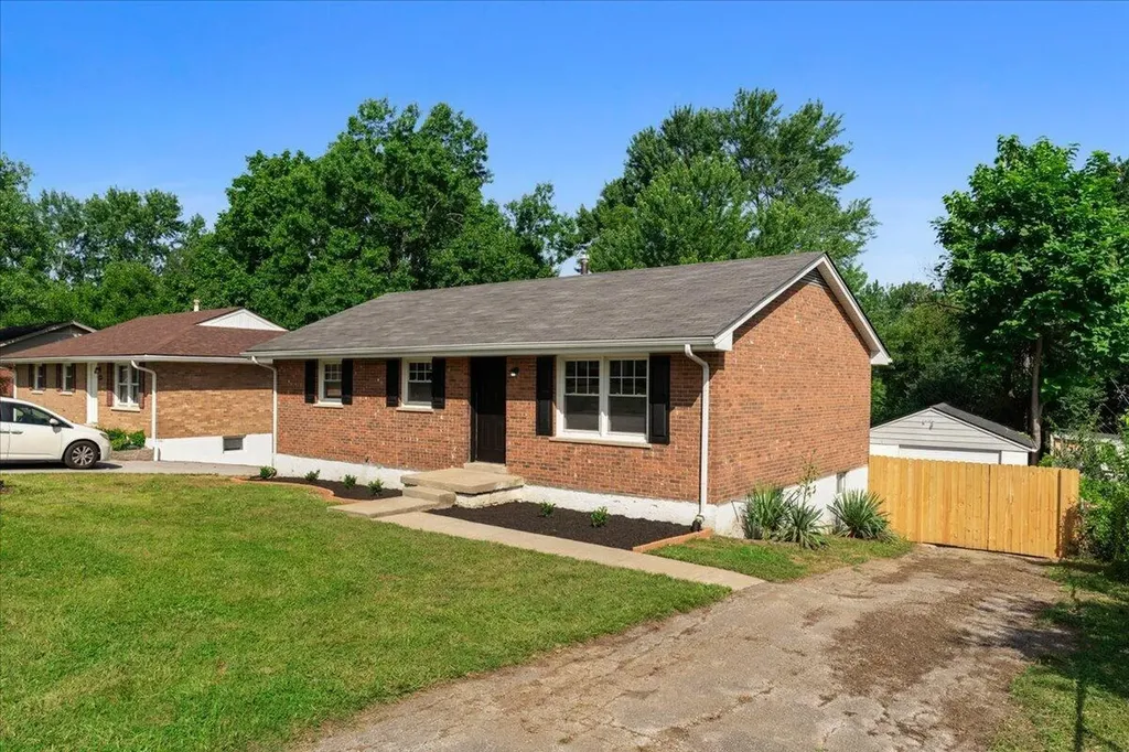 436 Peachtree Road Lexington KY 40509