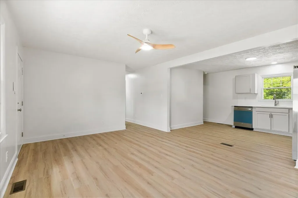 436 Peachtree Road Lexington KY 40509
