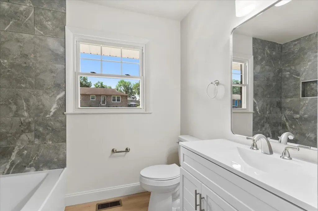 436 Peachtree Road Lexington KY 40509