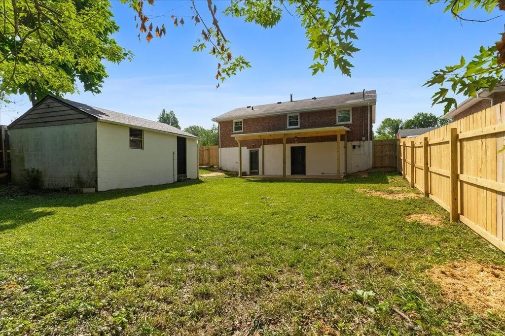 436 Peachtree Road Lexington KY 40509