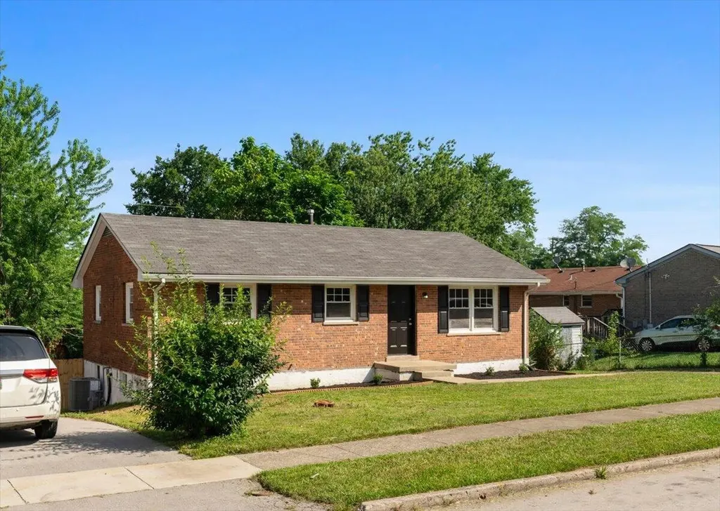 436 Peachtree Road Lexington KY 40509