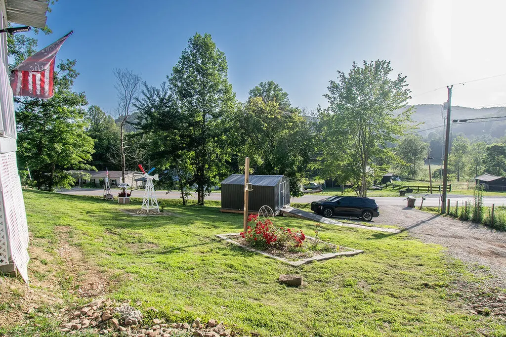 4364 Muses Mill Road Wallingford KY 41093