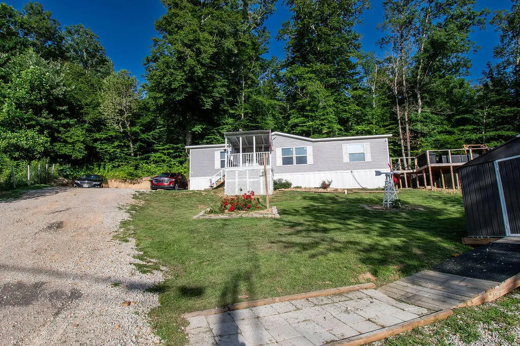 4364 Muses Mill Road Wallingford KY 41093