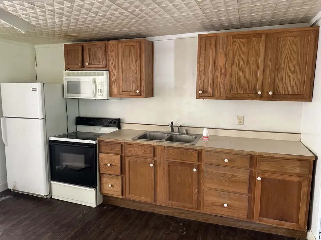 1094 Barnesburg Road Somerset KY 42503