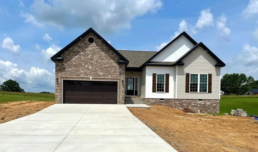 77 77 Bakersfield Dr Drive Cadiz KY 42211