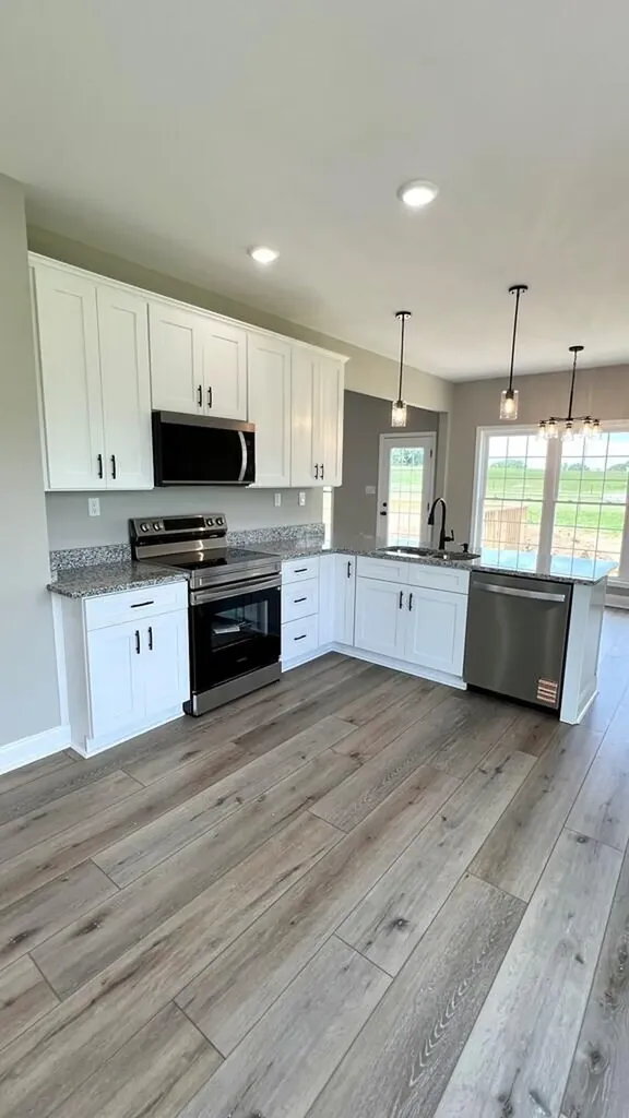 77 77 Bakersfield Dr Drive Cadiz KY 42211