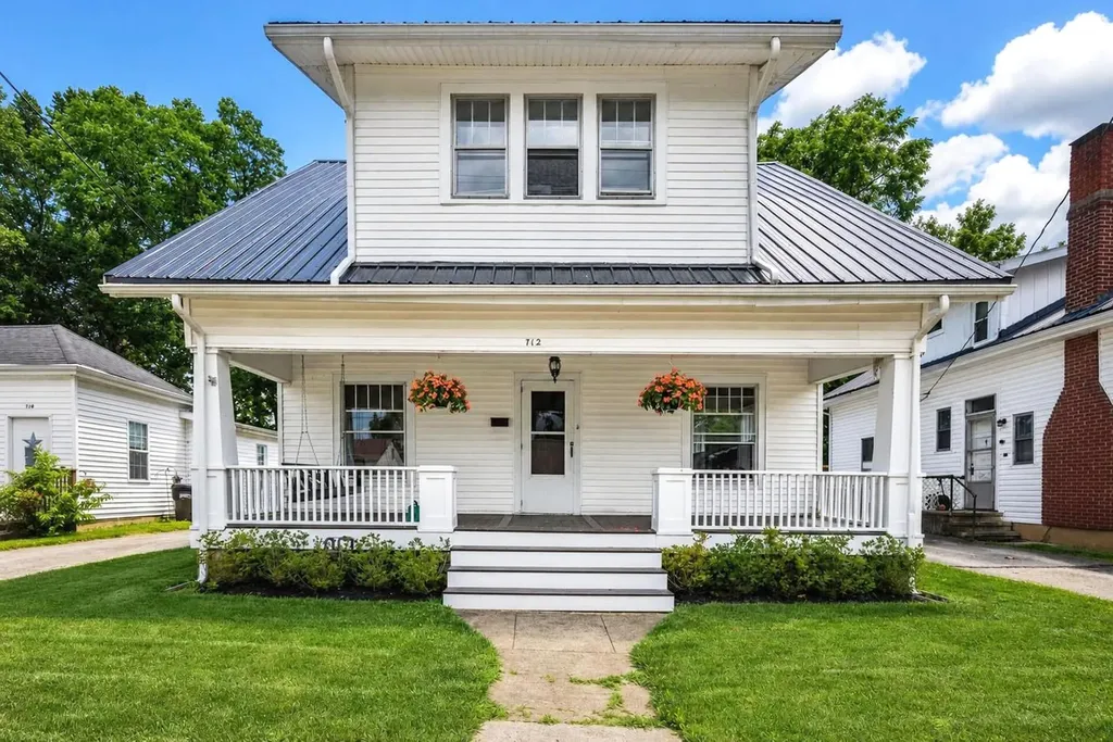 712 Link Avenue Paris KY 40361