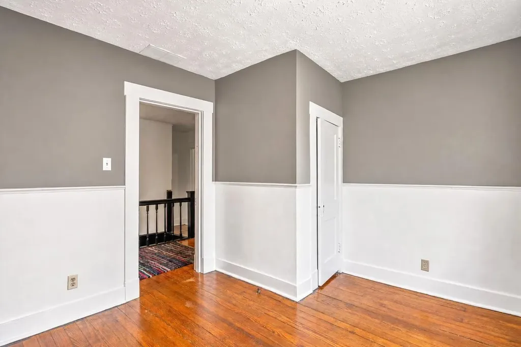 712 Link Avenue Paris KY 40361