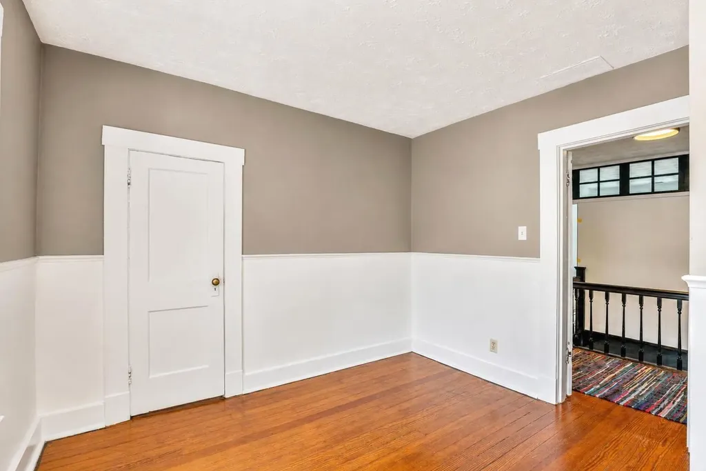 712 Link Avenue Paris KY 40361