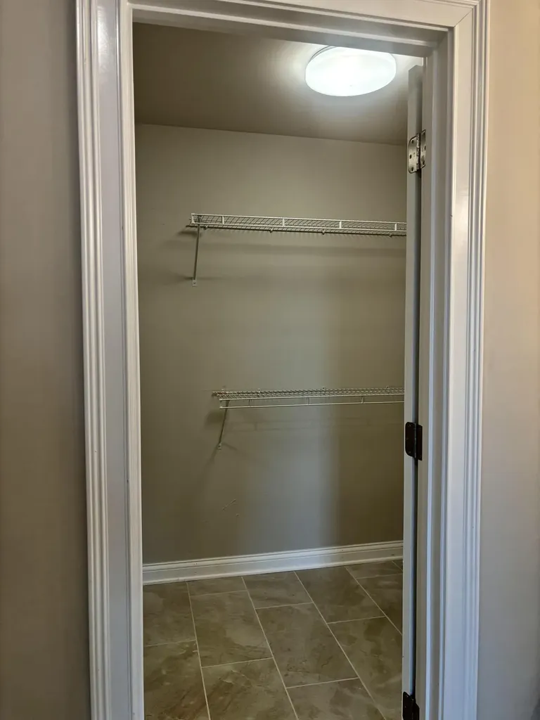 2737 Sullivans Trace Lexington KY 40511