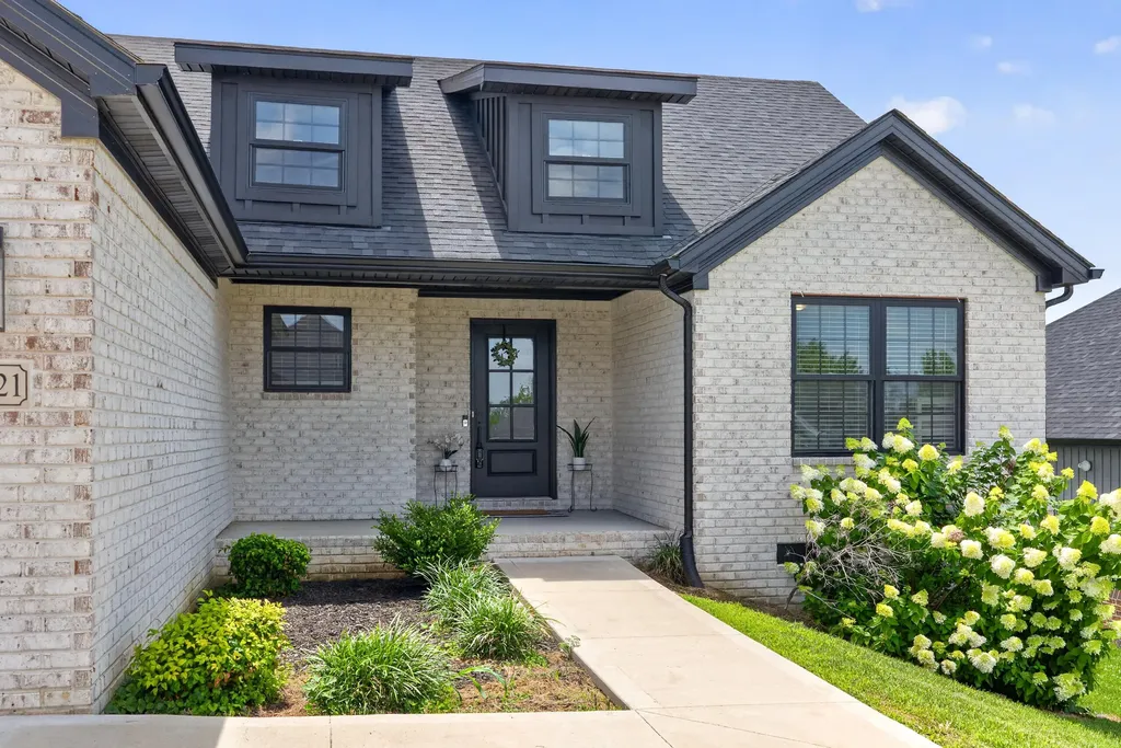 5021 Bentwood Court Richmond KY 40475