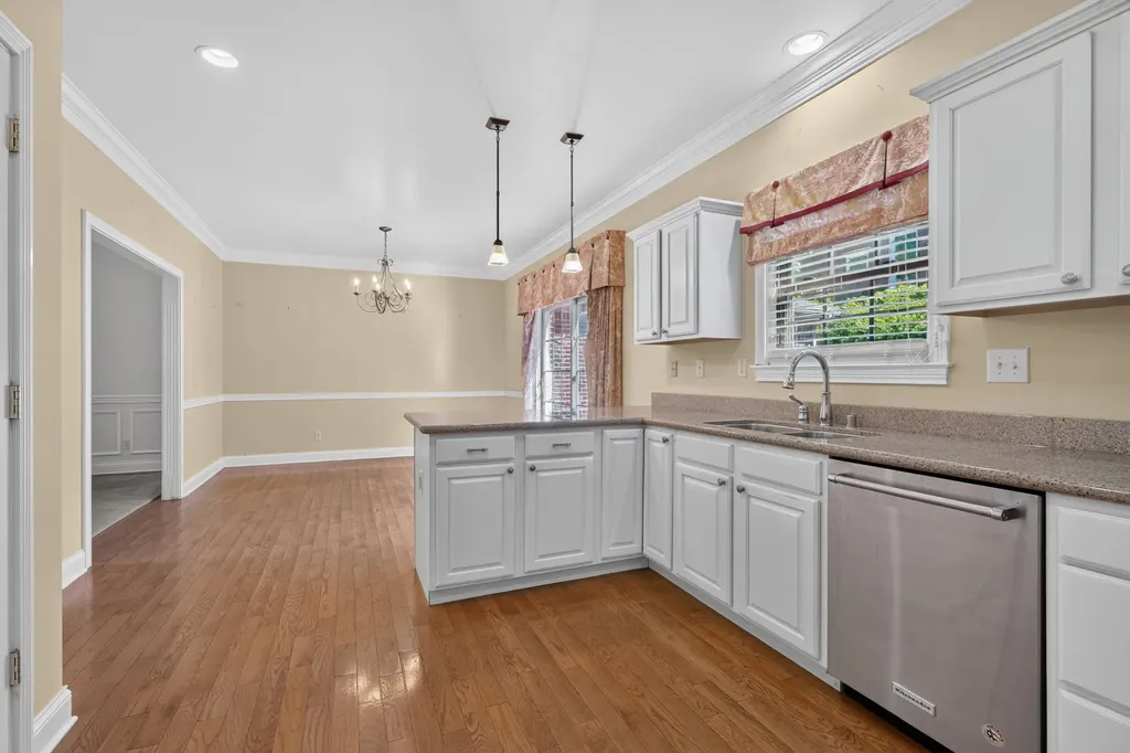 108 Duncan Avenue Paris KY 40361