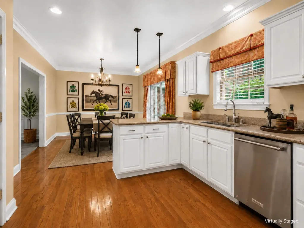 108 Duncan Avenue Paris KY 40361