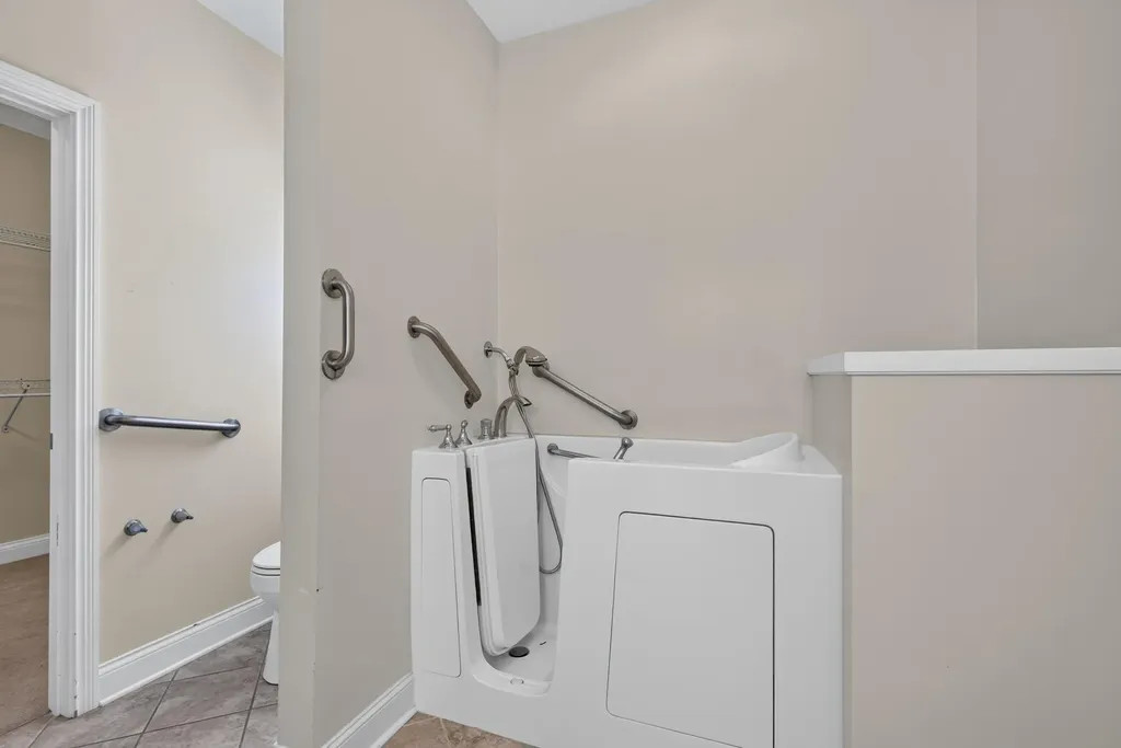 108 Duncan Avenue Paris KY 40361