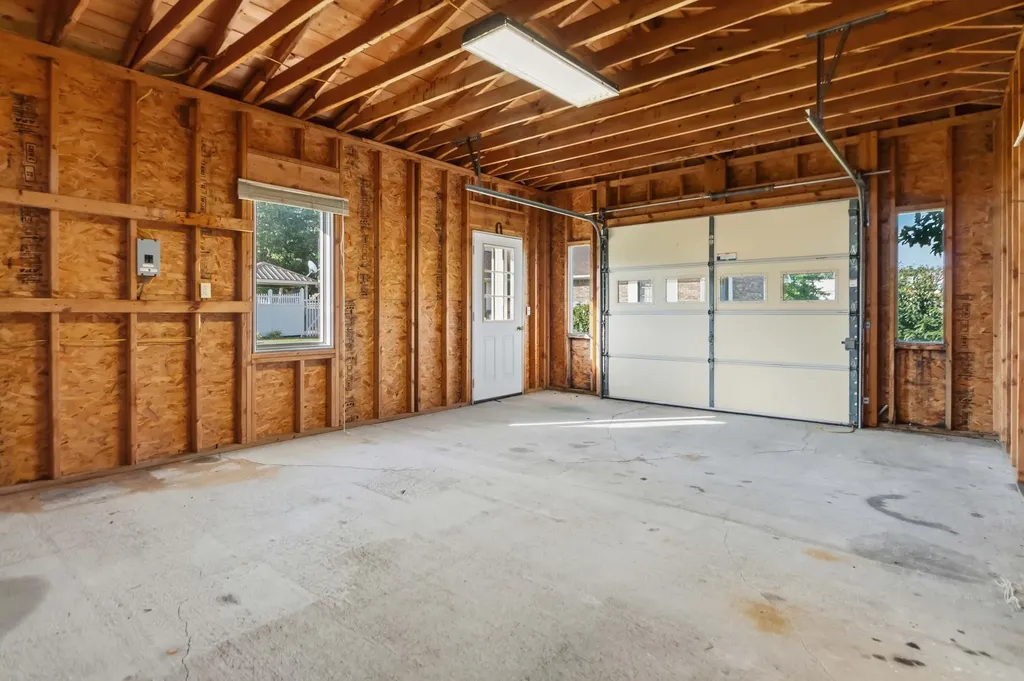 43 Farmington Avenue Monticello KY 42633