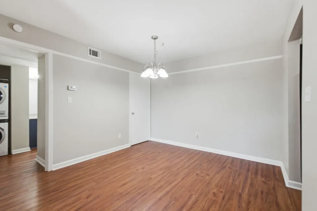 1092 Armstrong Mill Road Lexington KY 40517