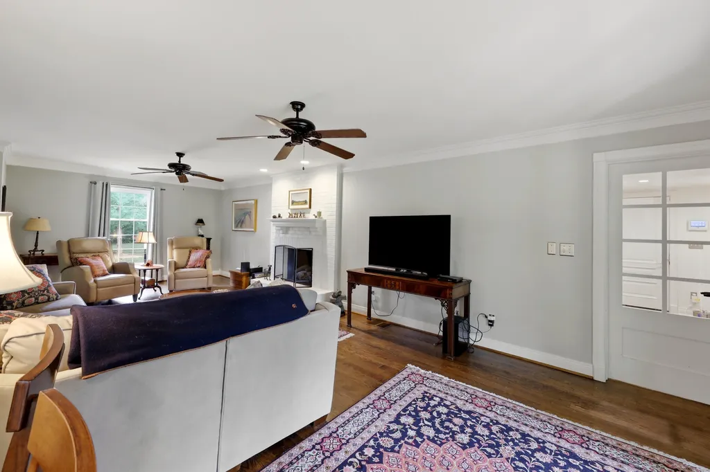 4938 Hartland Parkway Lexington KY 40515