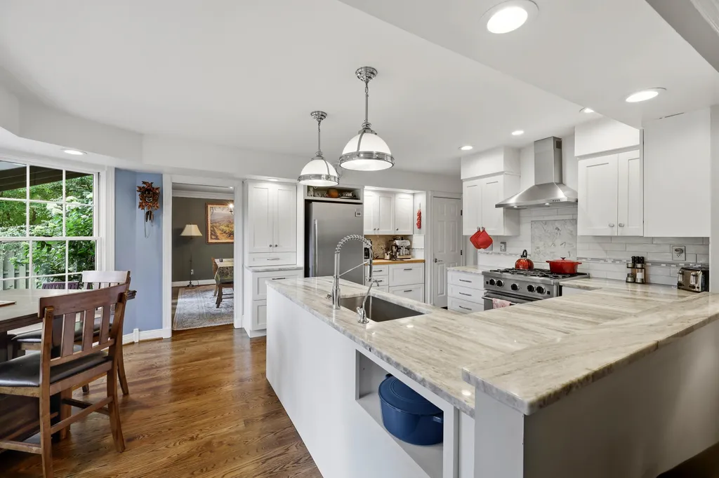 4938 Hartland Parkway Lexington KY 40515