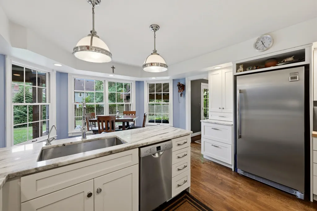 4938 Hartland Parkway Lexington KY 40515
