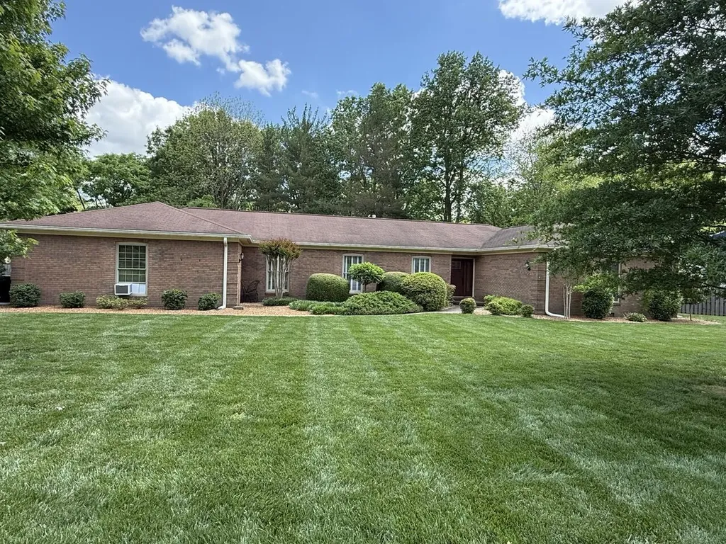 1531 London Drive Murray KY 42071