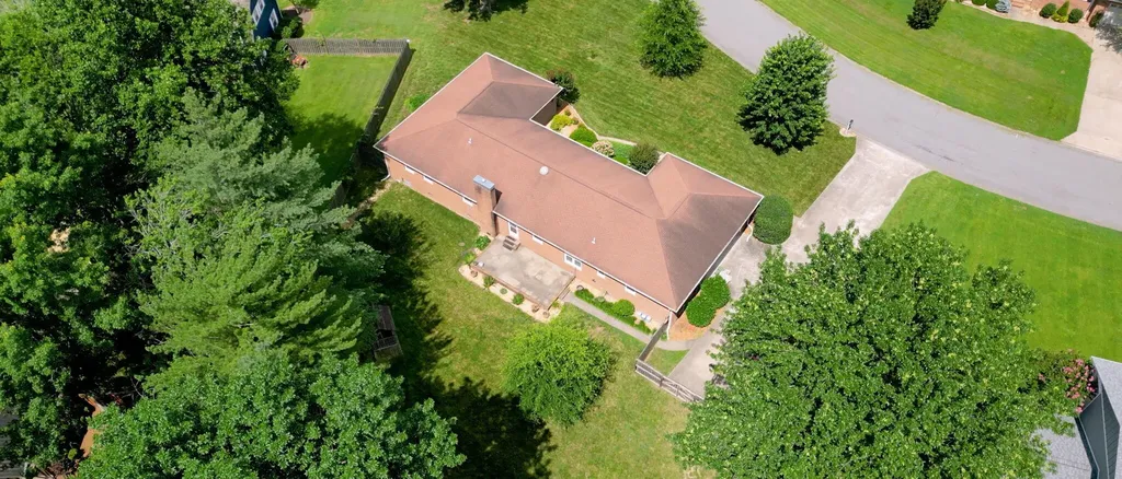 1531 London Drive Murray KY 42071