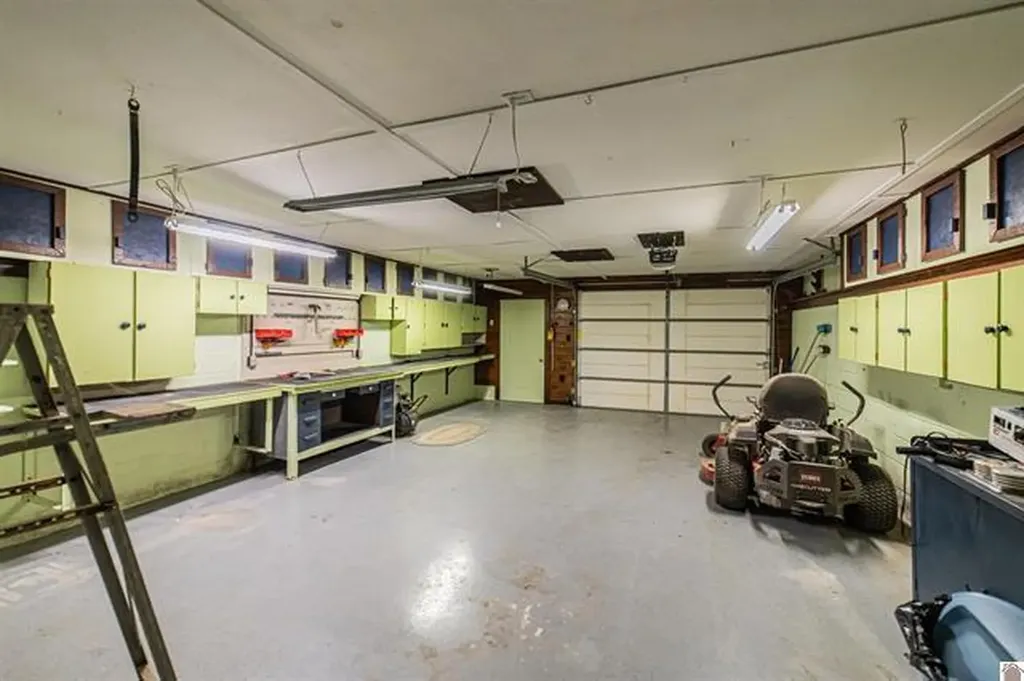 92 Timmons Lane Gilbertsville KY 42044