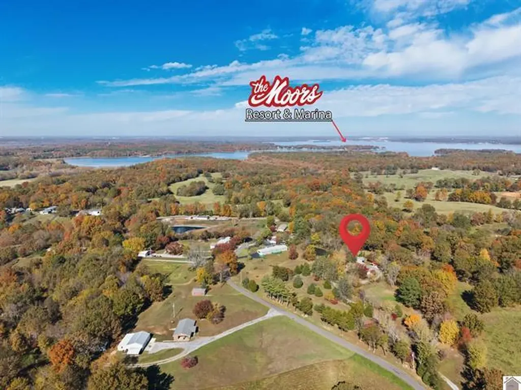 92 Timmons Lane Gilbertsville KY 42044