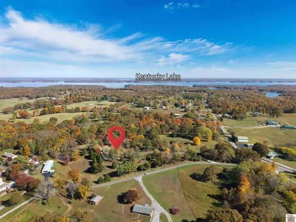 92 Timmons Lane Gilbertsville KY 42044