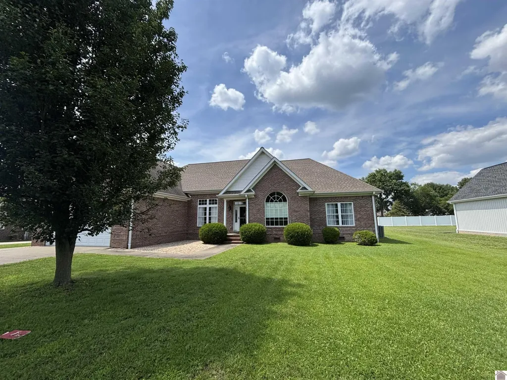 564 W Wiswell Road Murray KY 42071