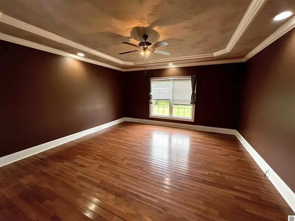 564 W Wiswell Road Murray KY 42071